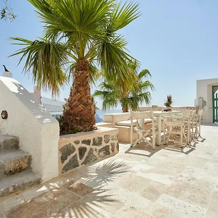 Murat Villa Fira (Santorini)